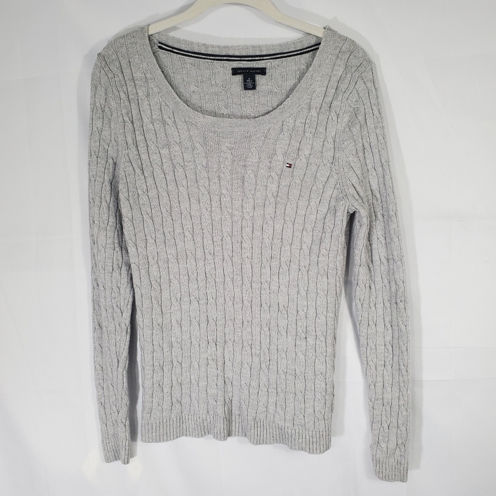 Tommy Hilfiger Gray Cable Knit Fitted Swea…